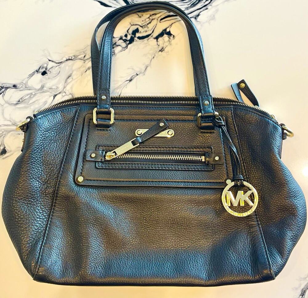 Michael Kors Black Pebbled Leather Large Satchel Zip Lined, Pockets Charm